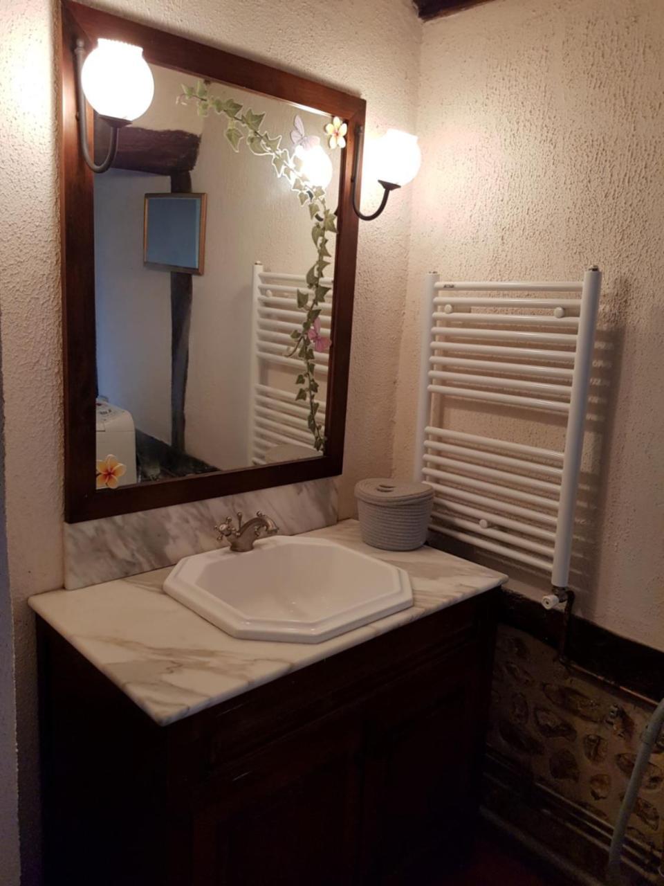 Chaumiere Familiale Weekend & Vacances Paisible Saint-Philbert-sur-Risle Exterior foto